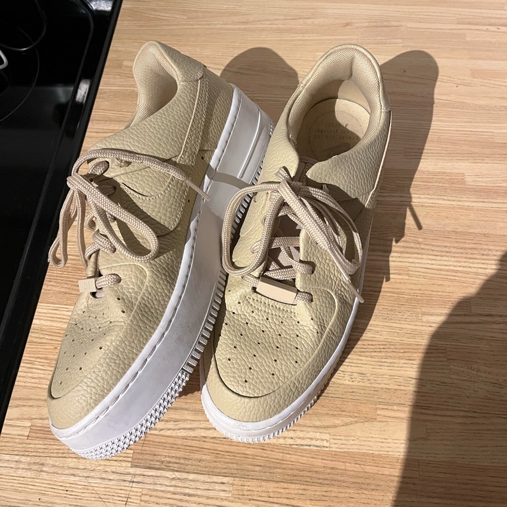 Tan Nike Air Force 1’s